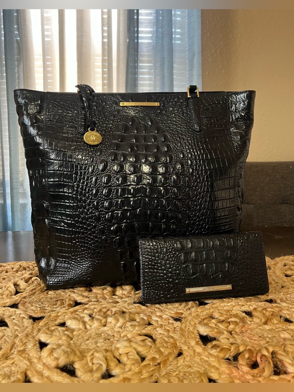 Brahmin Ezra Black Melbourne Tote with Matching Wallet - Picture 2 of 14
